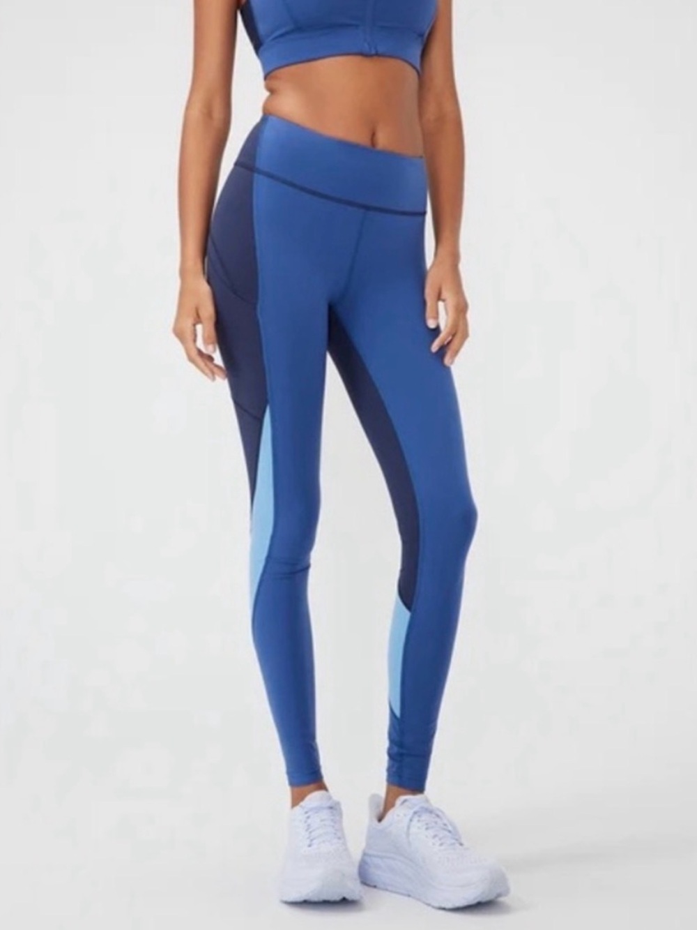 Outdoor Voices TechSweat Navy and Light Blue Color-Block Leggings